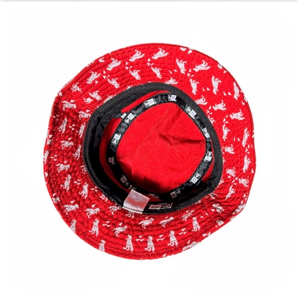 Wisconsin Badgers Red New Era Infant Bucket Hat With Allover Dinosaur Print - Picture 8 of 9